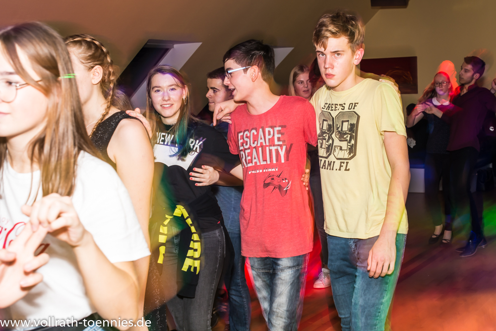 2019 11 09 Tanzparty Jugend 0114